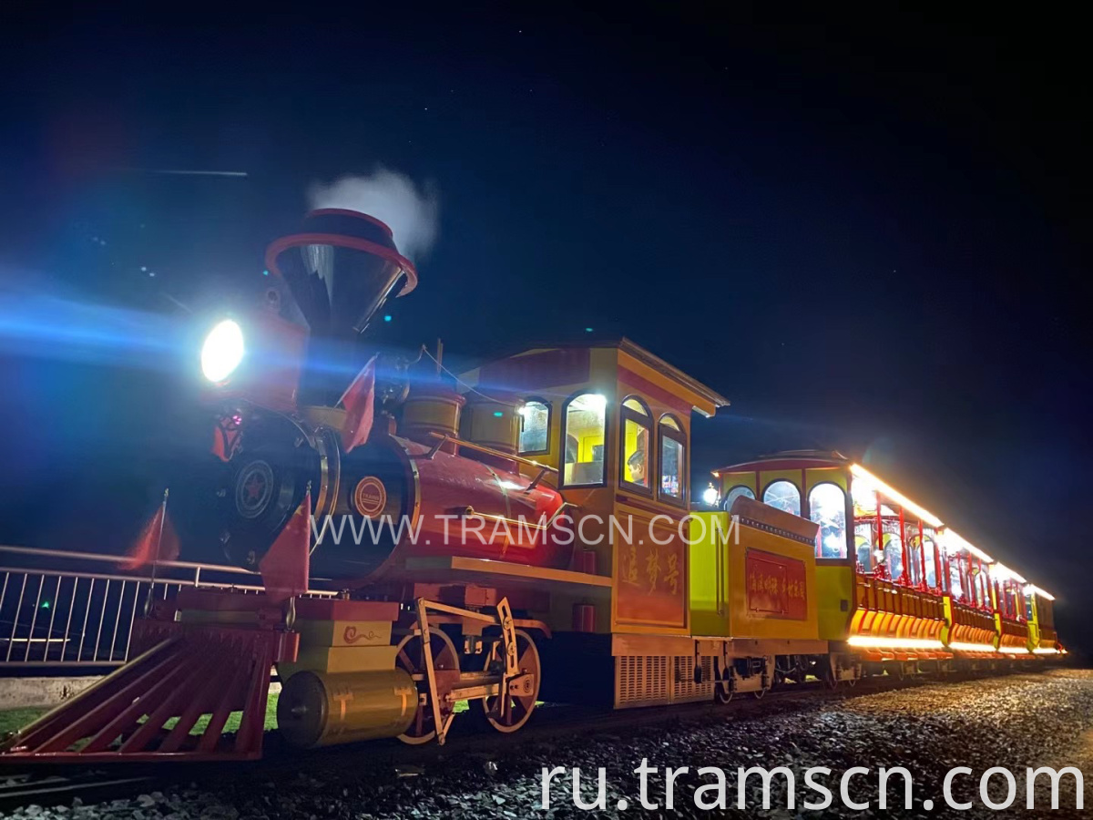 Rail Trains in red yellow color noctivagation